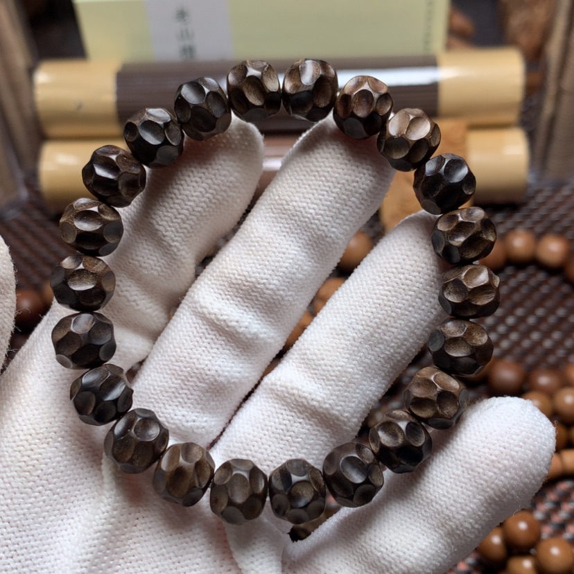 【闪购商品】檀香木手串/手链清**袖1.0无相阴沉尾货处理价