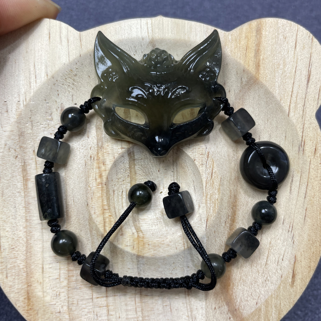 岫玉手链天然玉石手牌水墨小狐狸面具玉手链单圈