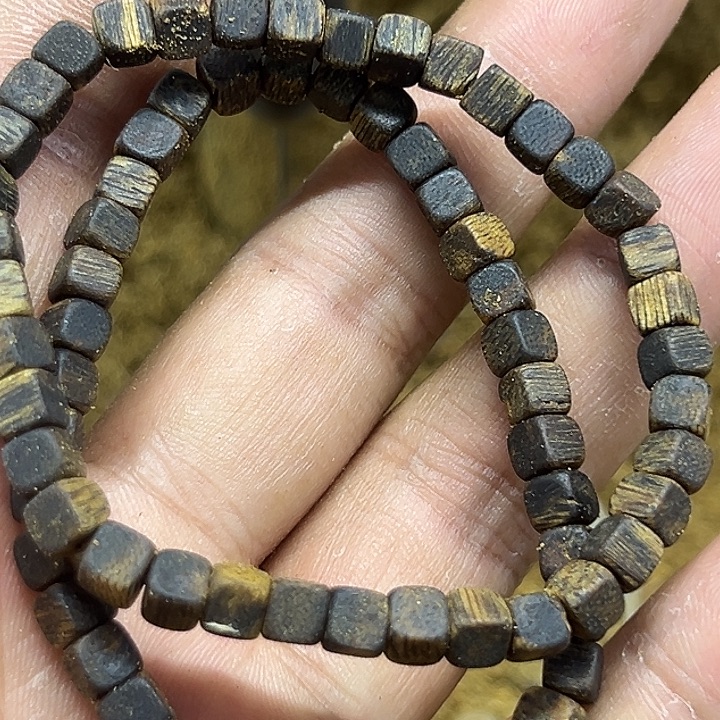 哈***哈手串沉香棋楠沉香沉水方糖珠