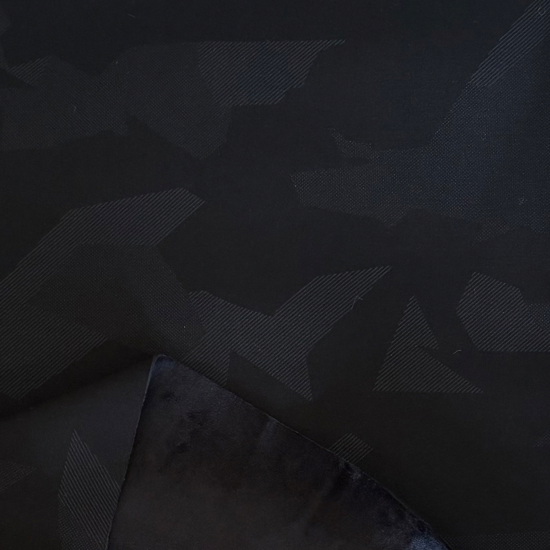 黑色迷彩哥的加绒面料两米