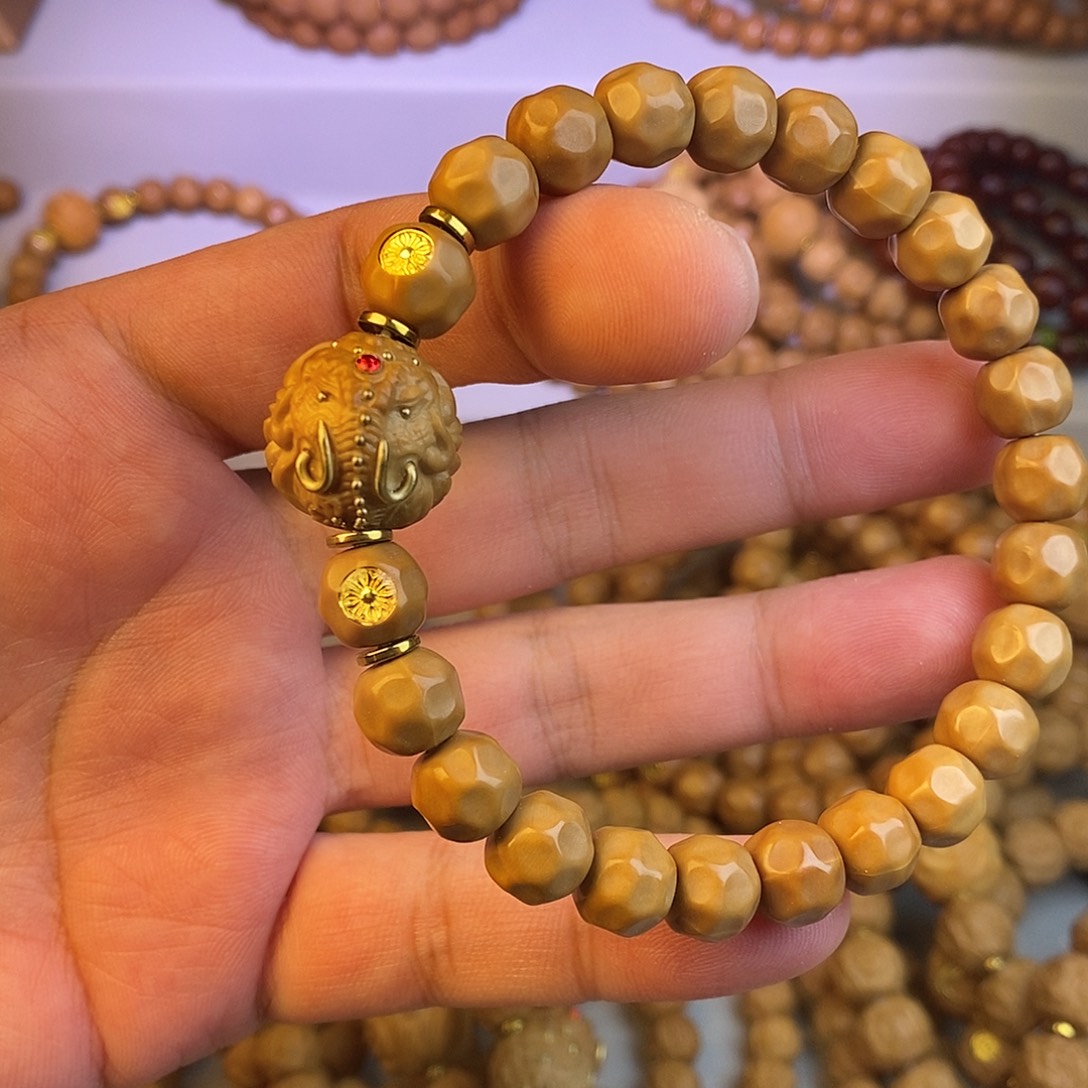 雪***阁手串猴头核桃全品奶酪 像神