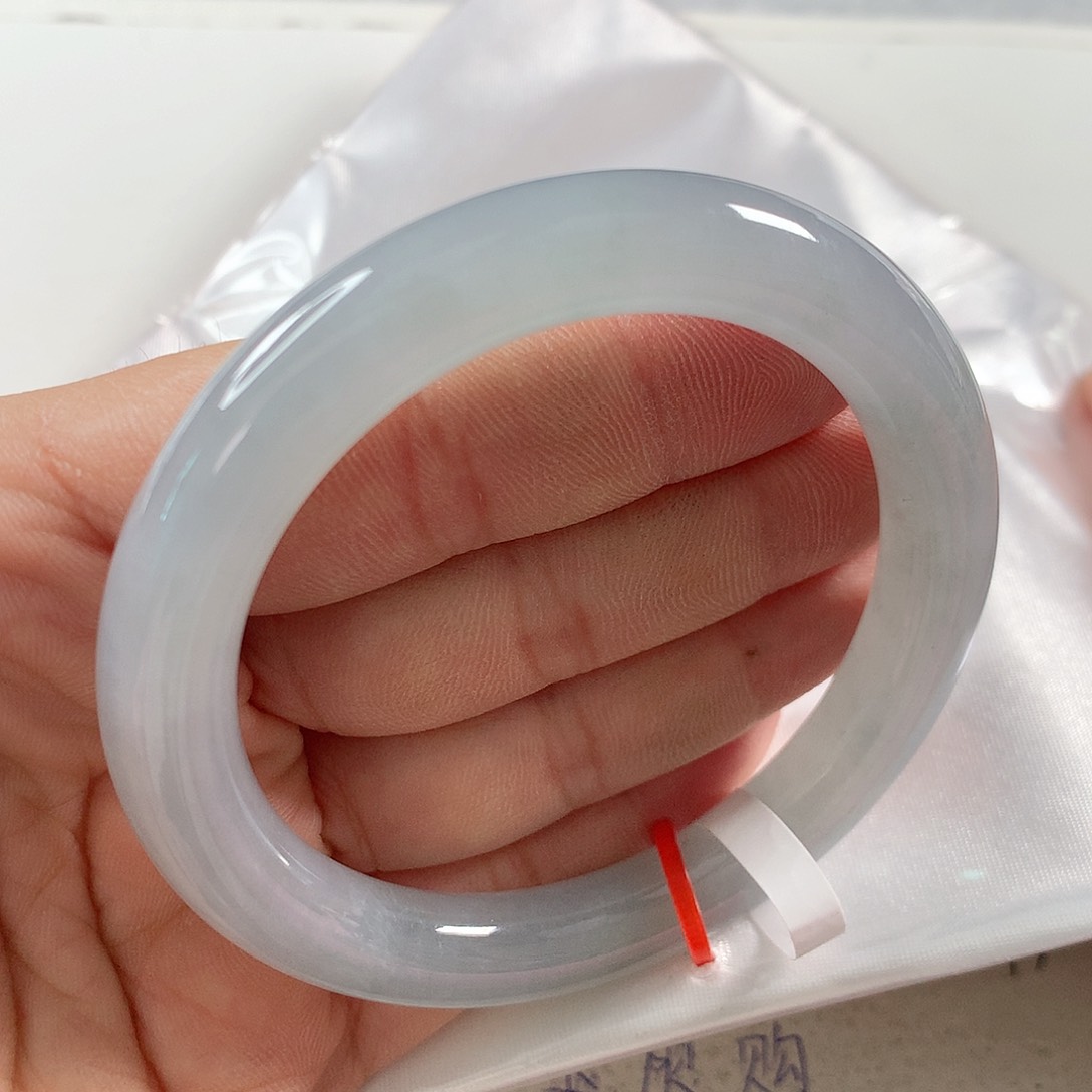 翡翠手镯未镶嵌豆*儿 圆条