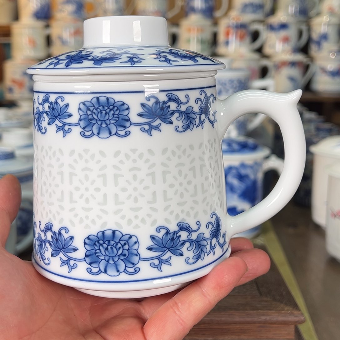 鱼****戏景德镇瓷器高温办公杯