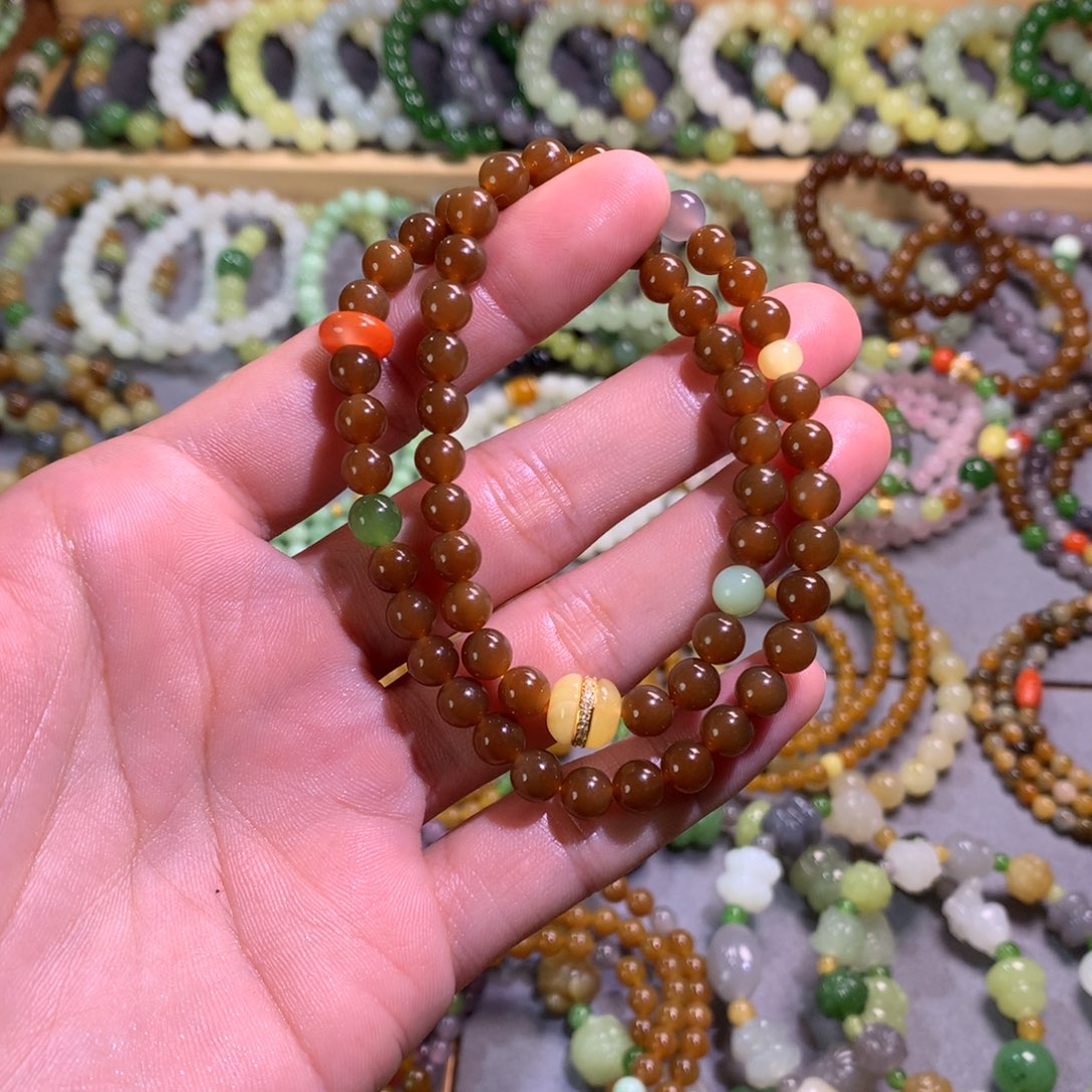 她***邦和田玉未镶嵌手链