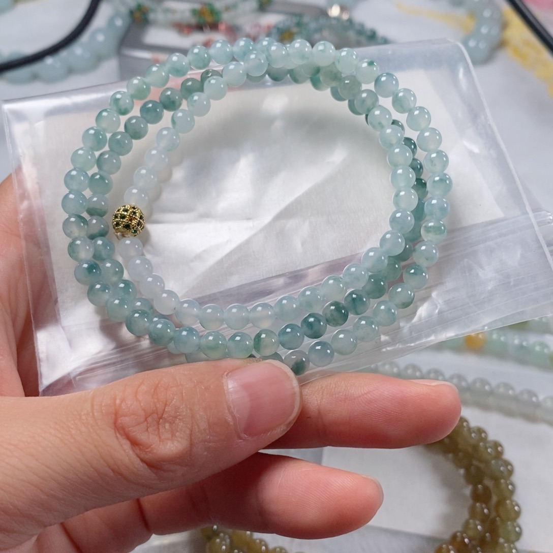 定制翡翠未镶嵌?*嘉翡翠定制手链