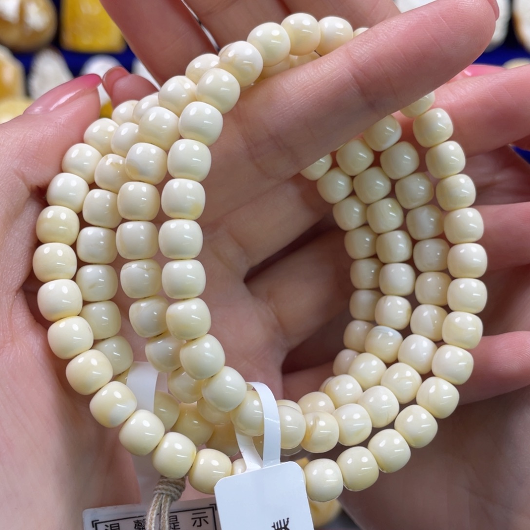 蜜蜡裸石未镶嵌D****Z琥珀蜜蜡