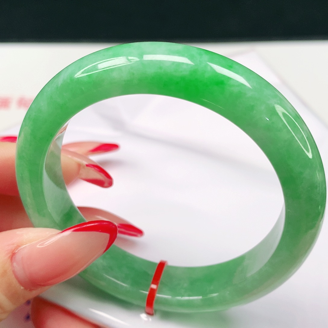 翡翠未镶嵌手镯天然翡翠302