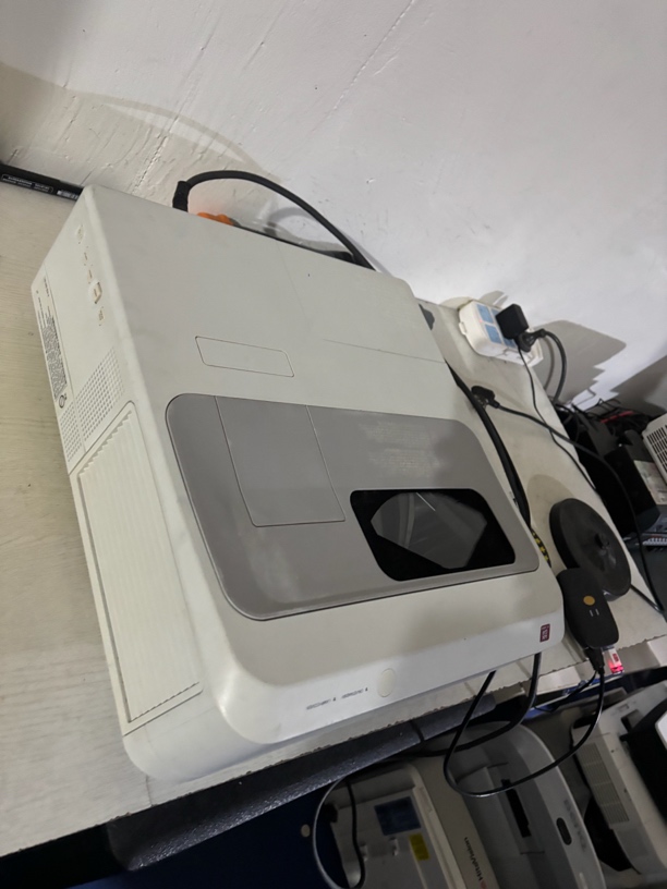 9新 Sony/索尼 二手 Sony 红标超短焦投影仪 运费自理