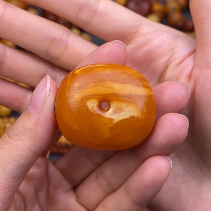 琥珀未镶嵌裸石蜜蜡M
