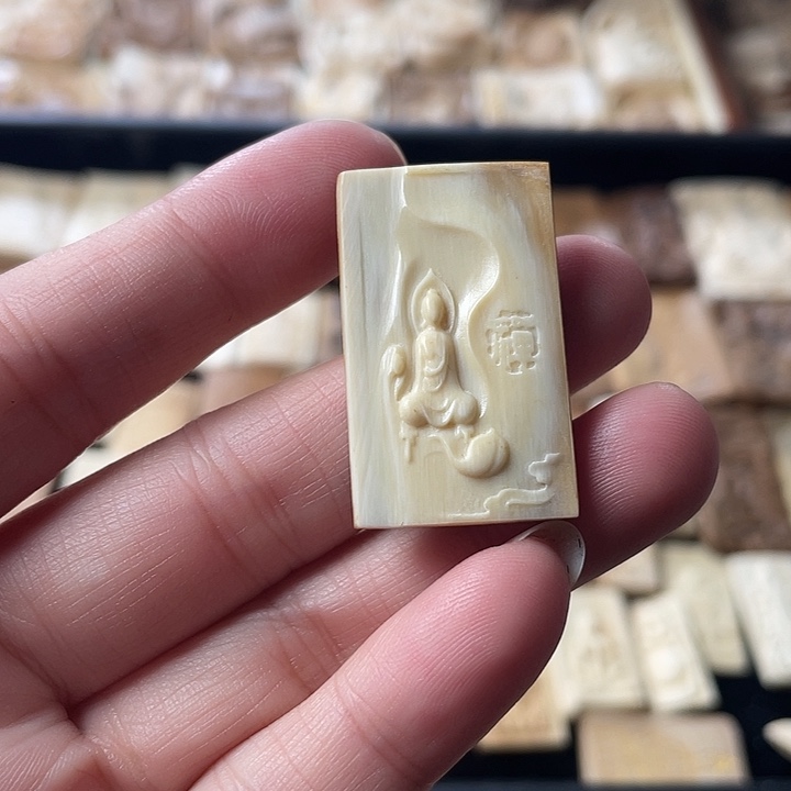 泥塑不打孔联系客服