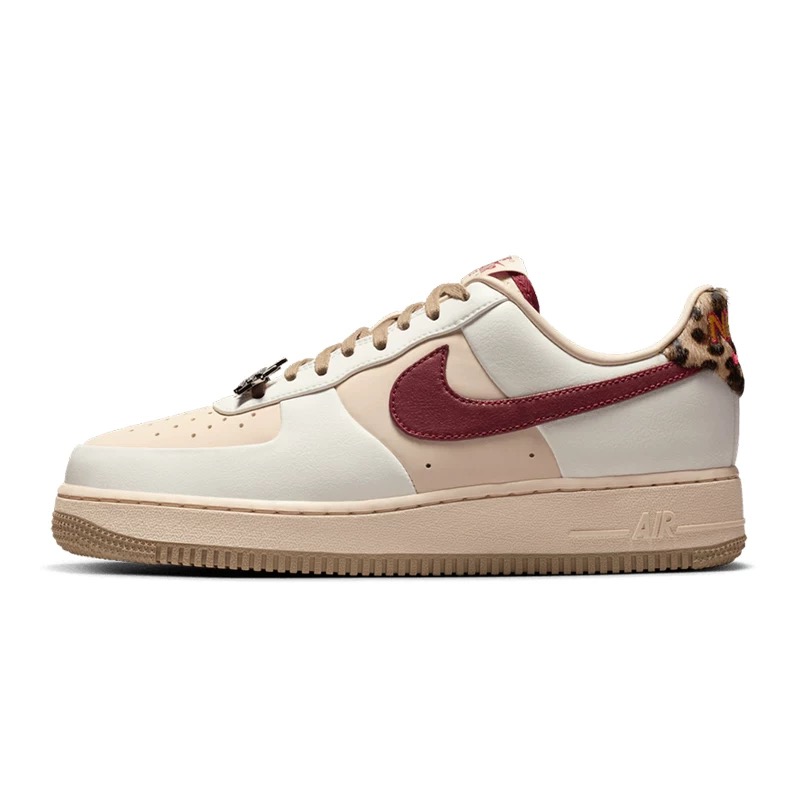 NIKE耐克【喜】女鞋AIR FORCE 1 07运动鞋板鞋IM7510-262