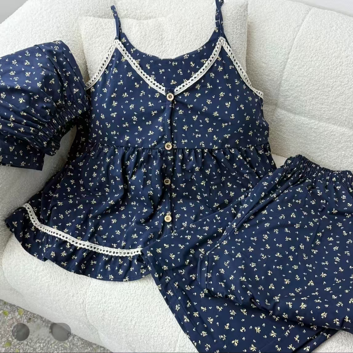 睡衣女夏季新款吊带三件套带胸垫碎花少女花边轻奢家居服套装