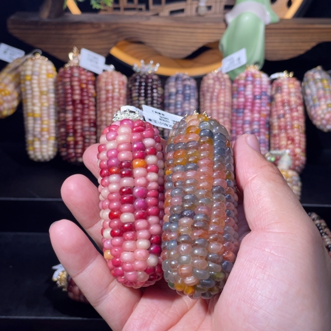 藤***藤玉文玩玉米蓝粉玉米