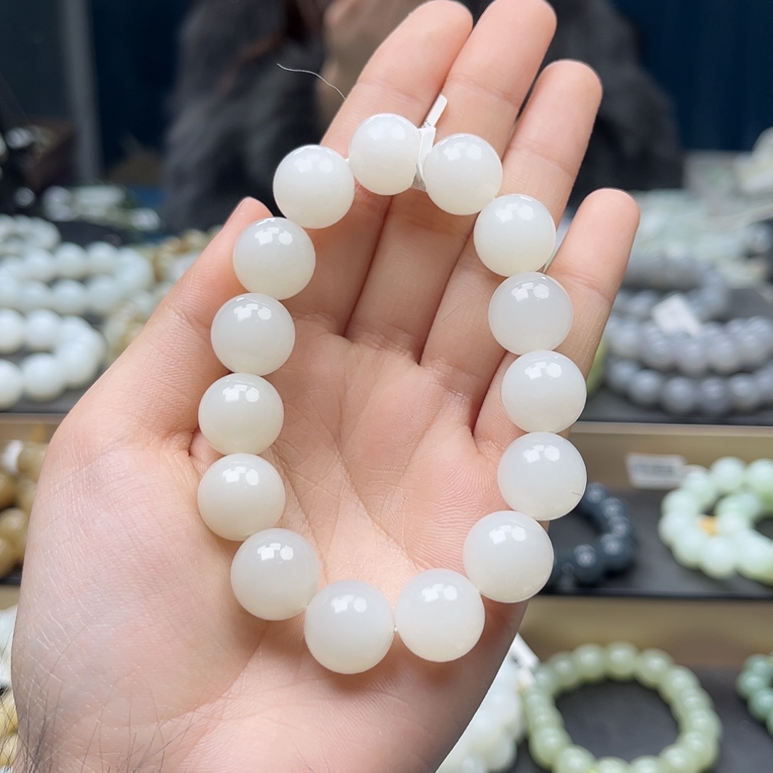 和田玉手链未镶嵌