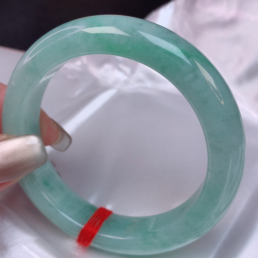 翡翠手镯未镶嵌54+ 翡翠手镯