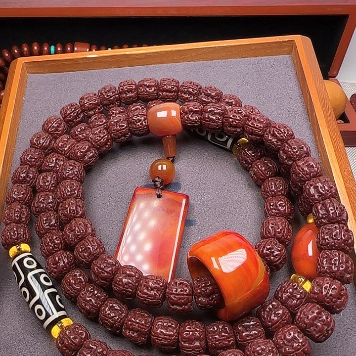 金刚菩提吊坠金刚菩提吊坠