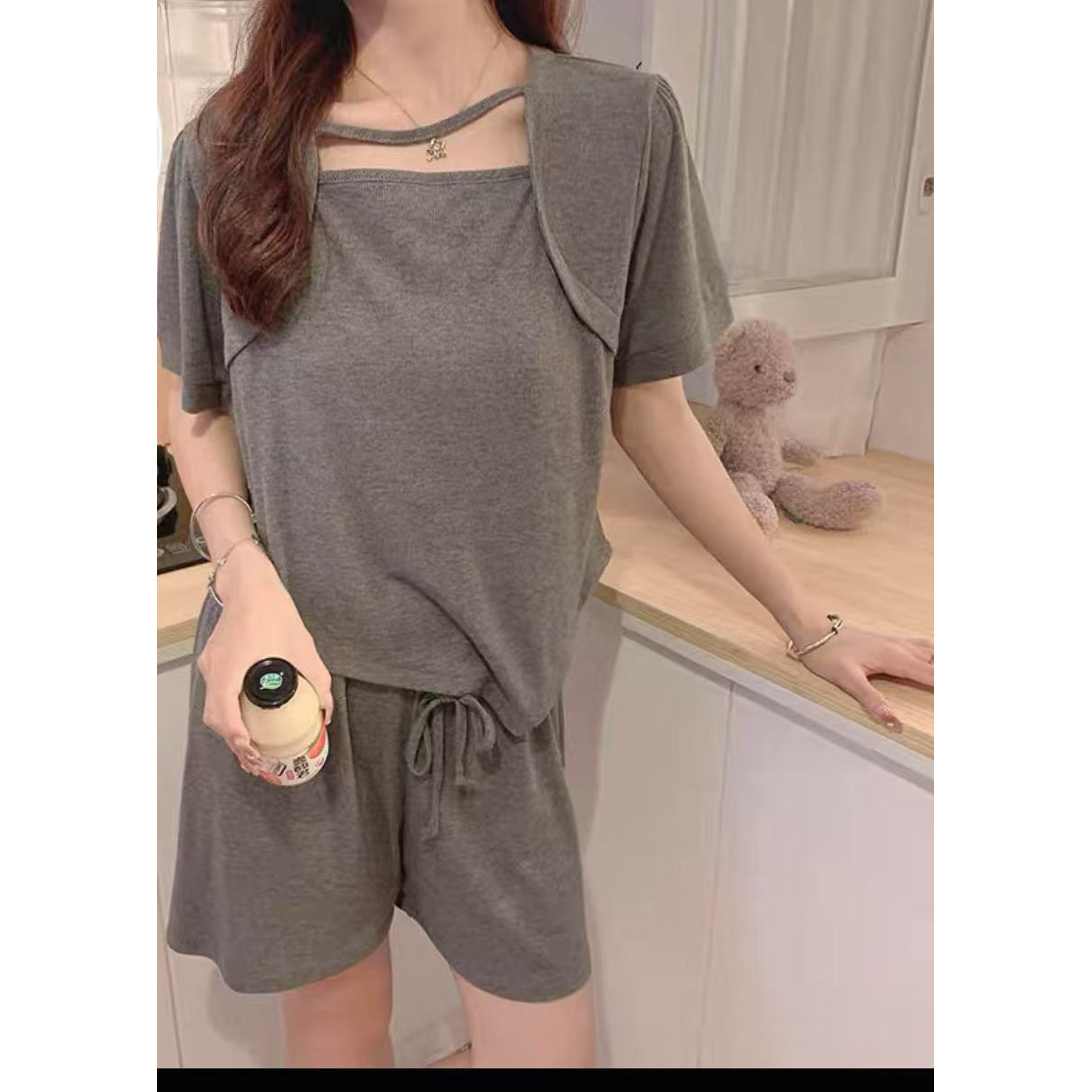 夏季假两件深灰色网红款短袖短裤套装