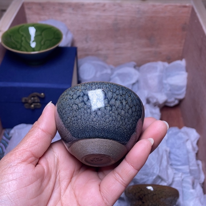 茶盏在干嘛呀亲爱呢亲爱