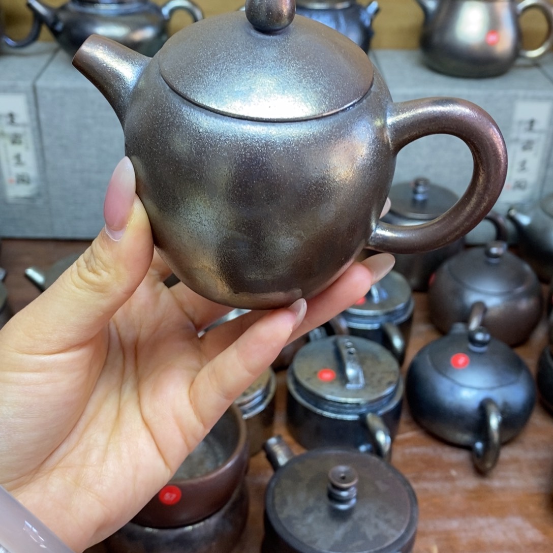 用***1云南建水紫陶柴烧壶