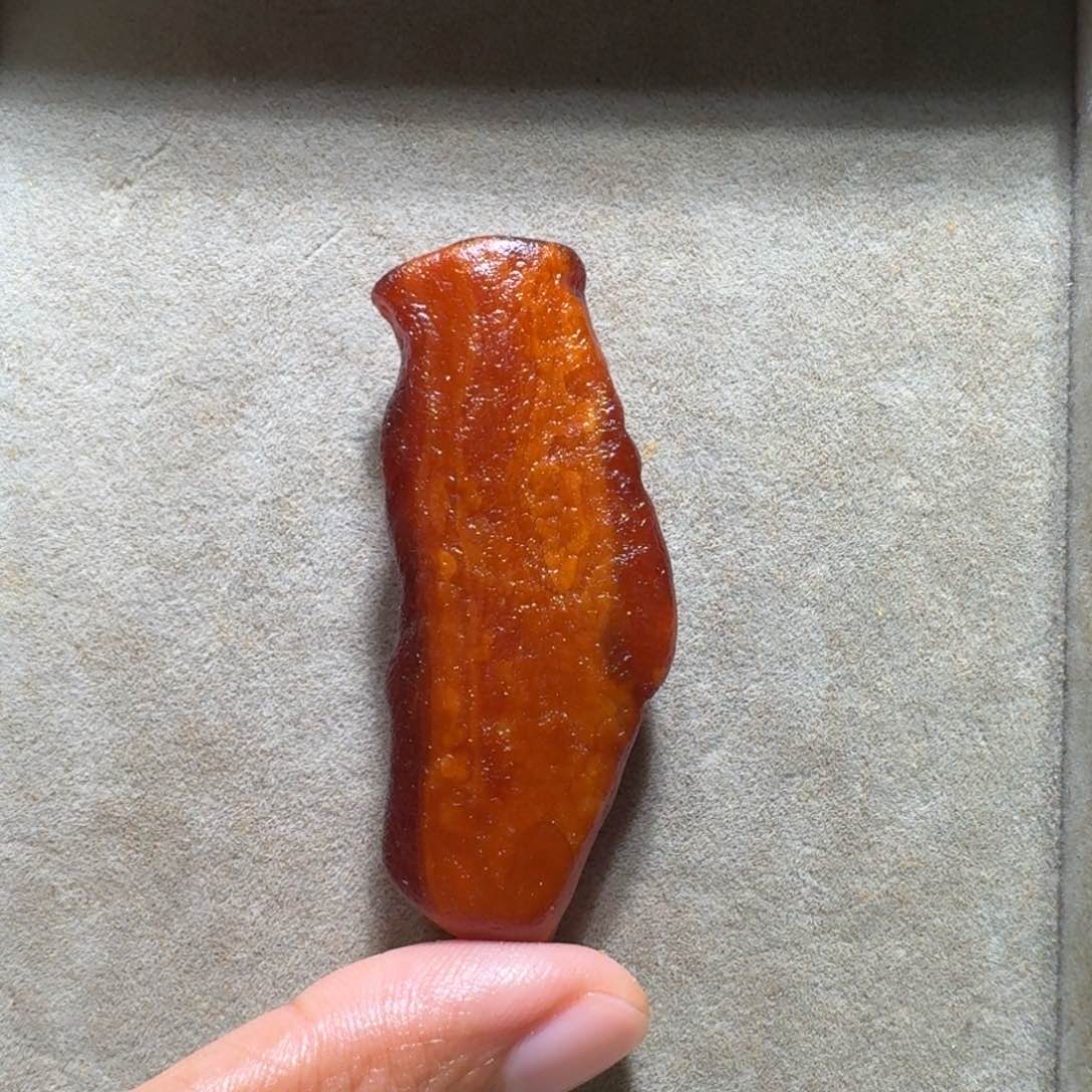 未镶嵌定制琥珀q