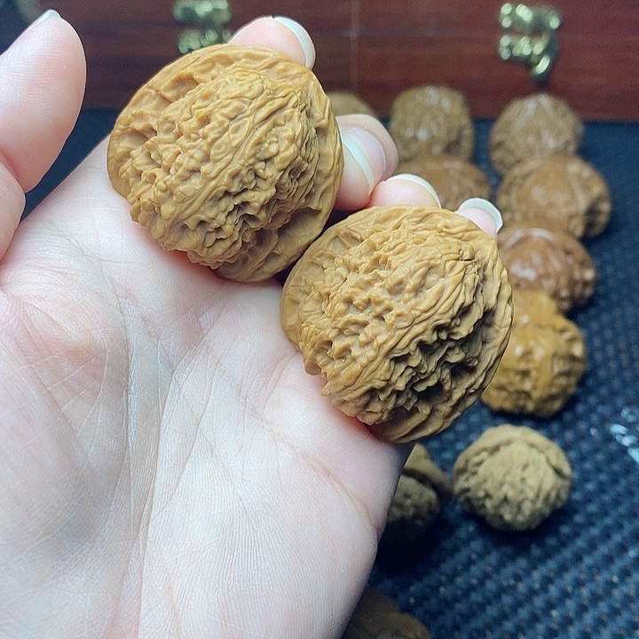 文玩核桃把件40南疆