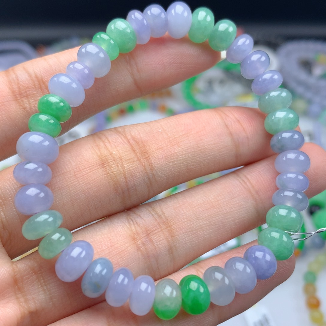 翡翠手链未镶嵌卡