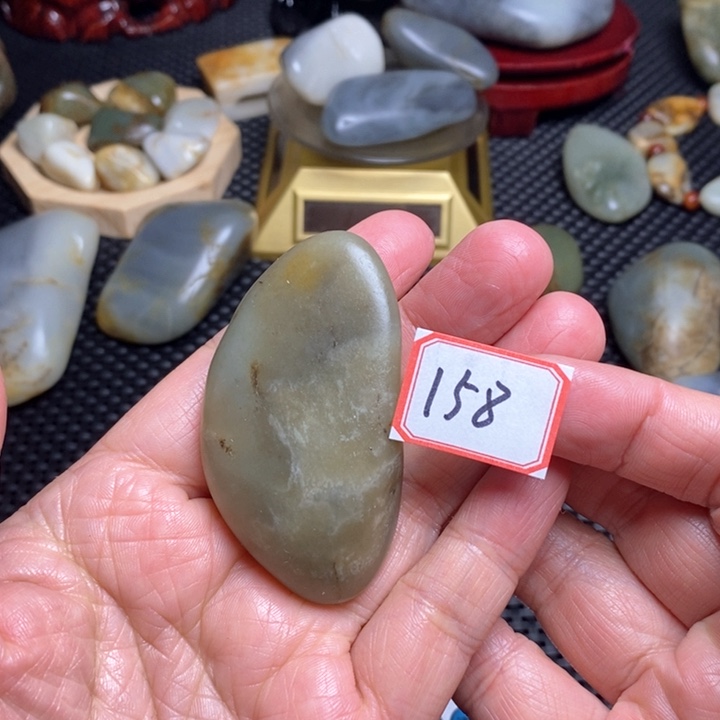 未镶嵌和田玉把件158