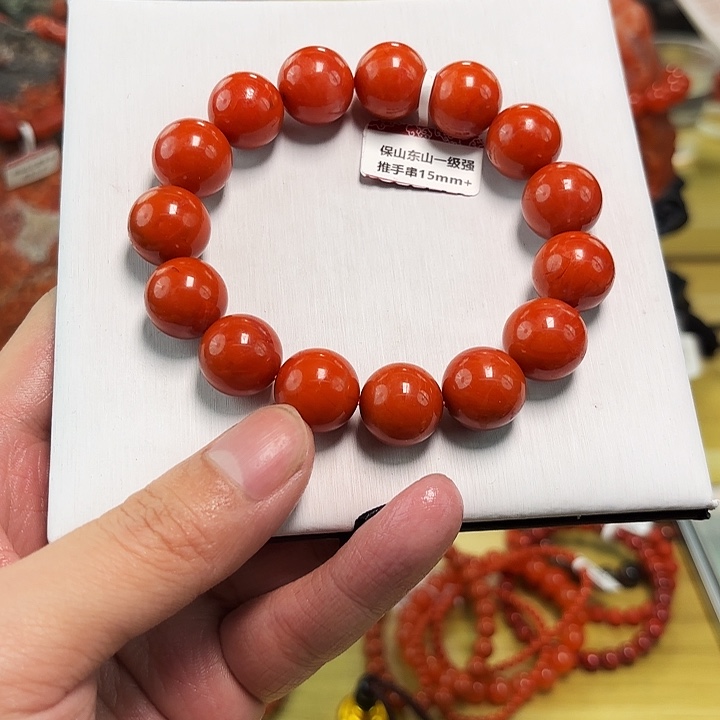 南红玛瑙未镶嵌买15+mmm圆珠保山南红