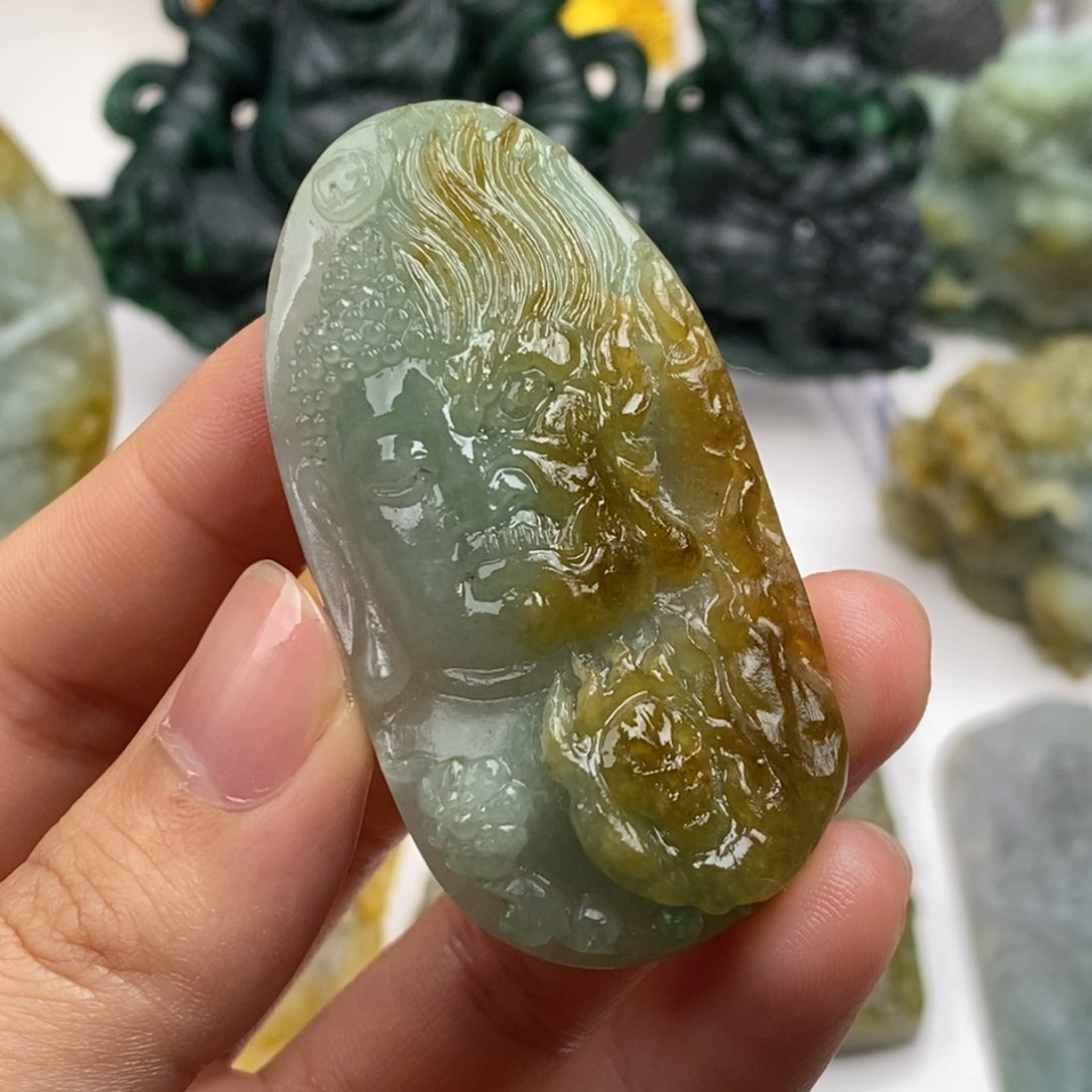 定制翡翠未镶嵌翡翠