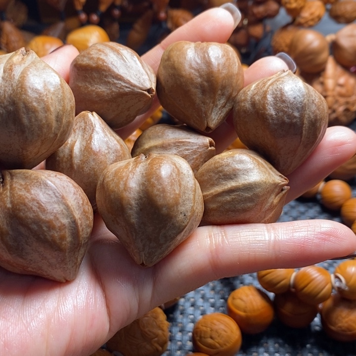 吊坠橄榄核马*大铁素