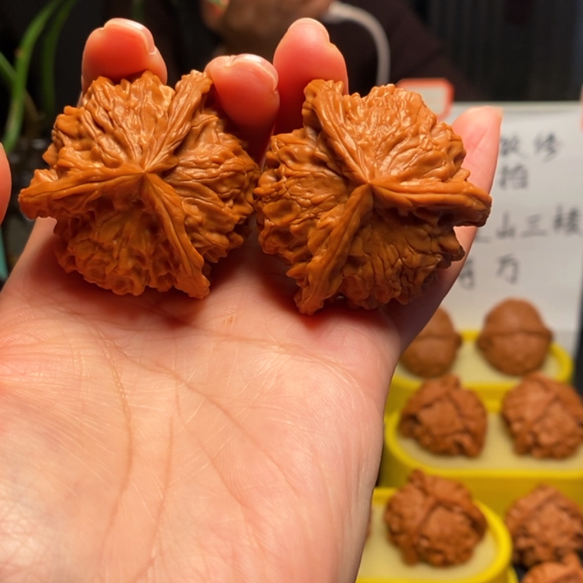 【闪购商品】把件桃核江***酒10号三棱，