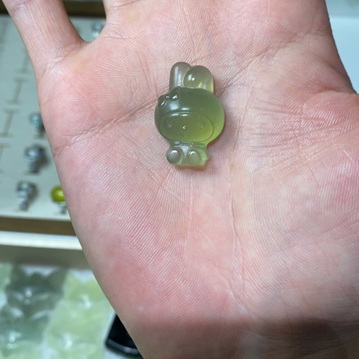 未镶嵌蛇纹石玉吊坠(不含链)