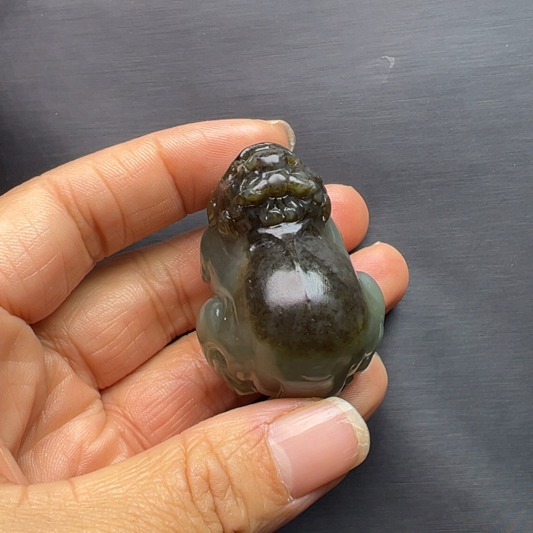 玩***生和田玉未镶嵌挂件