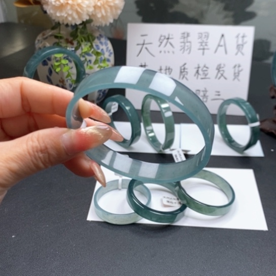 翡翠未镶嵌手镯好*情65尺寸