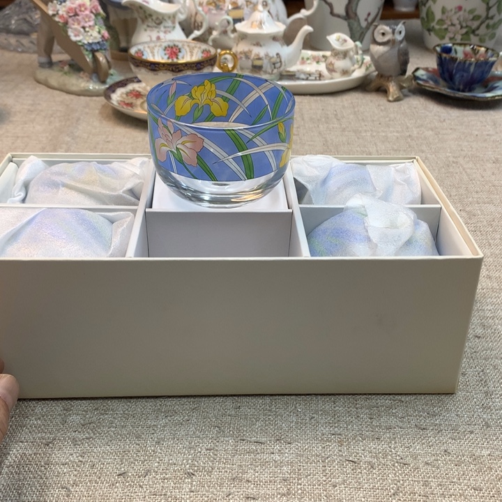 金瓷阁家的美丽瓷器