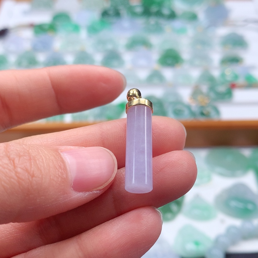 【闪购商品】翡翠吊坠(赠链)18K金镶嵌