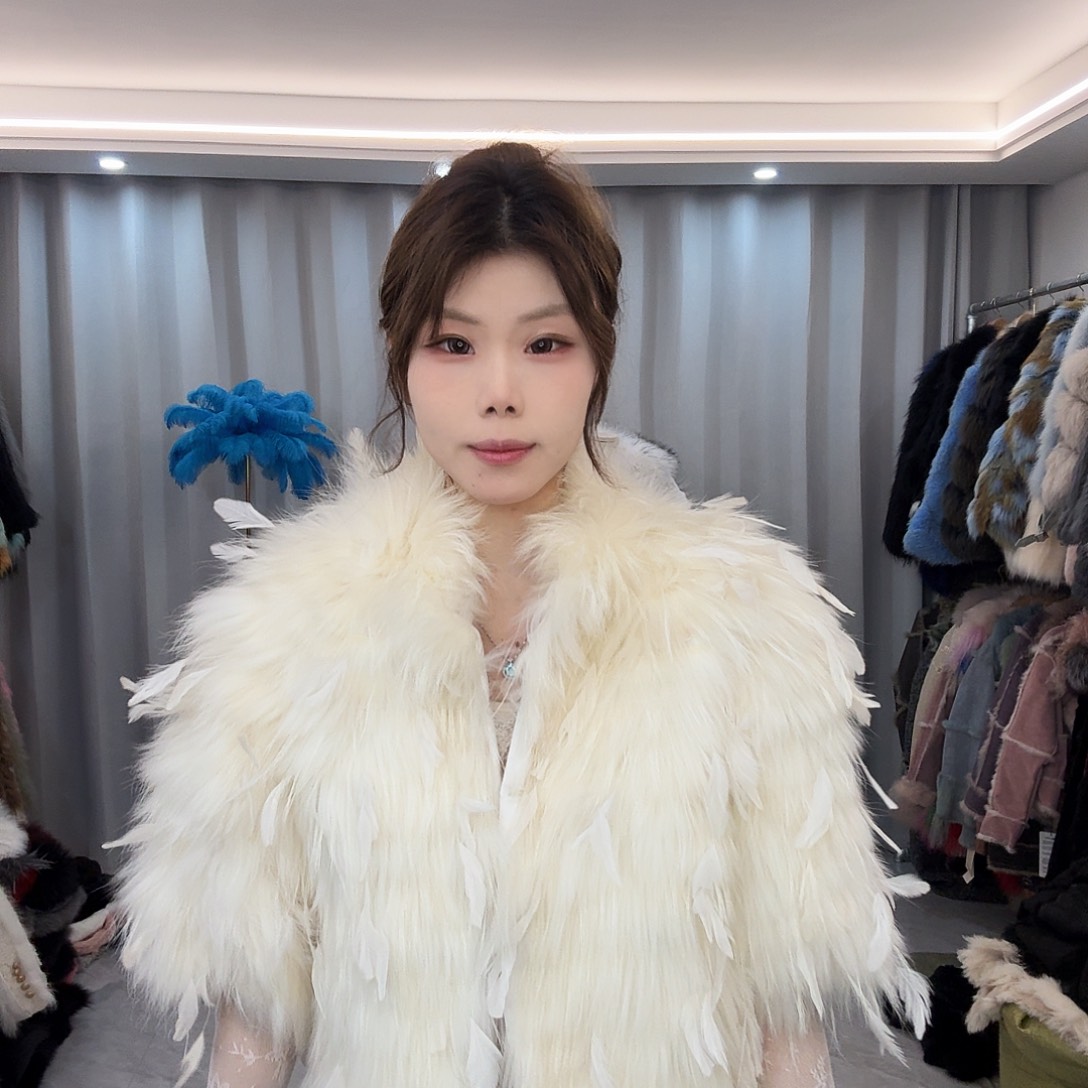 皮草外套不退不换