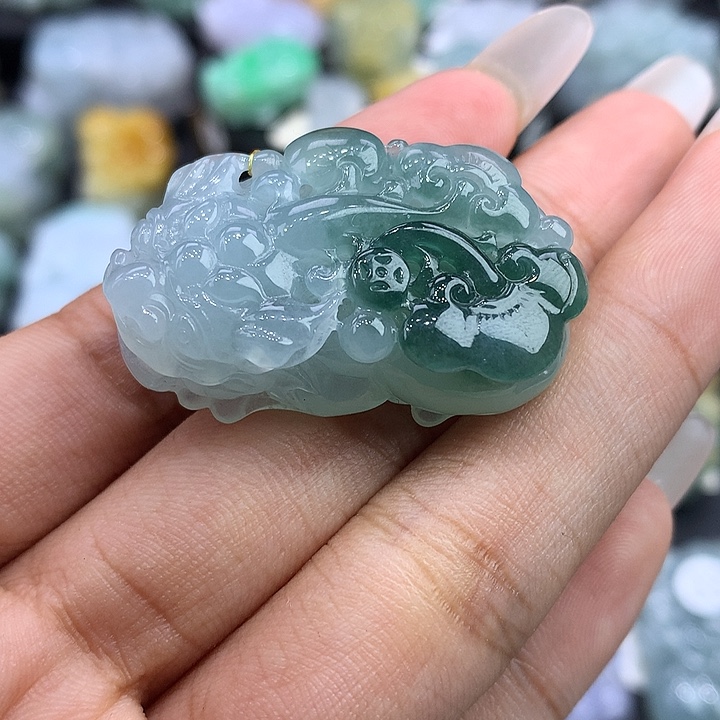 翡翠未镶嵌颈饰天然缅甸翡翠