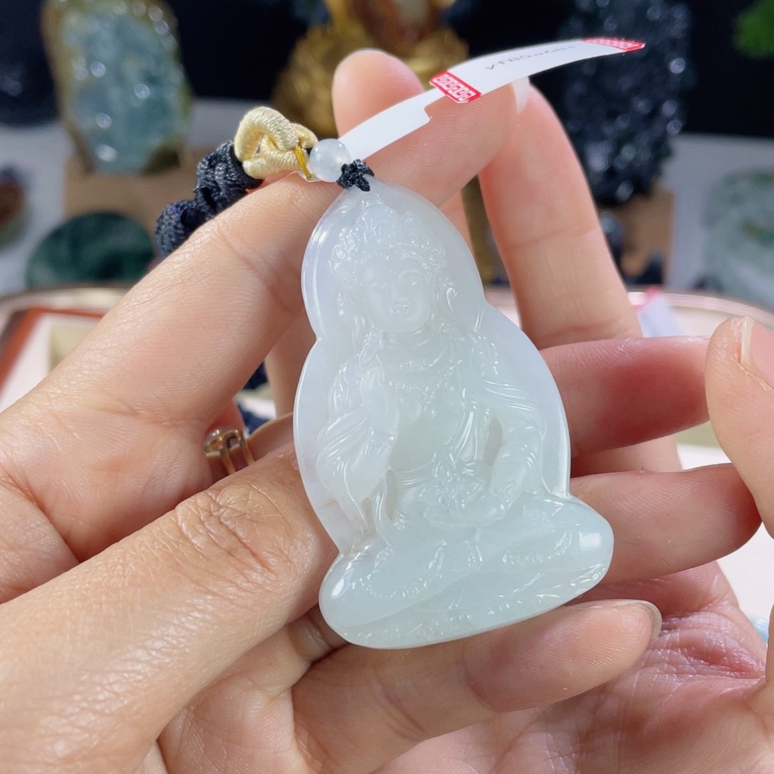 翡翠颈饰未镶嵌单****儿111111111