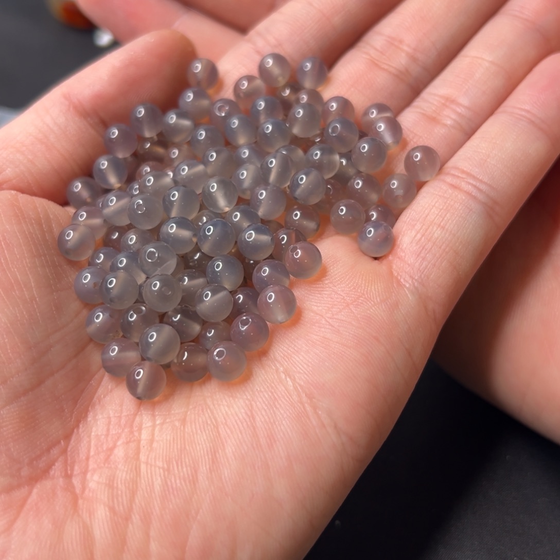 玛瑙/玉髓黑冰玻璃体散珠 P002916号未镶嵌