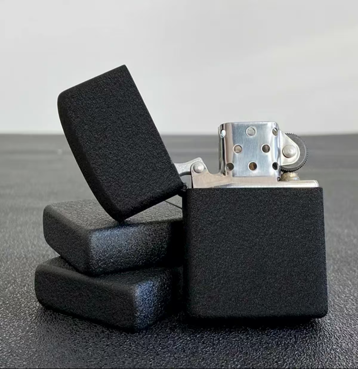 磨砂黑武士煤油打火机 