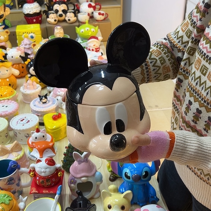 摆件陶瓷等行业的产品出口