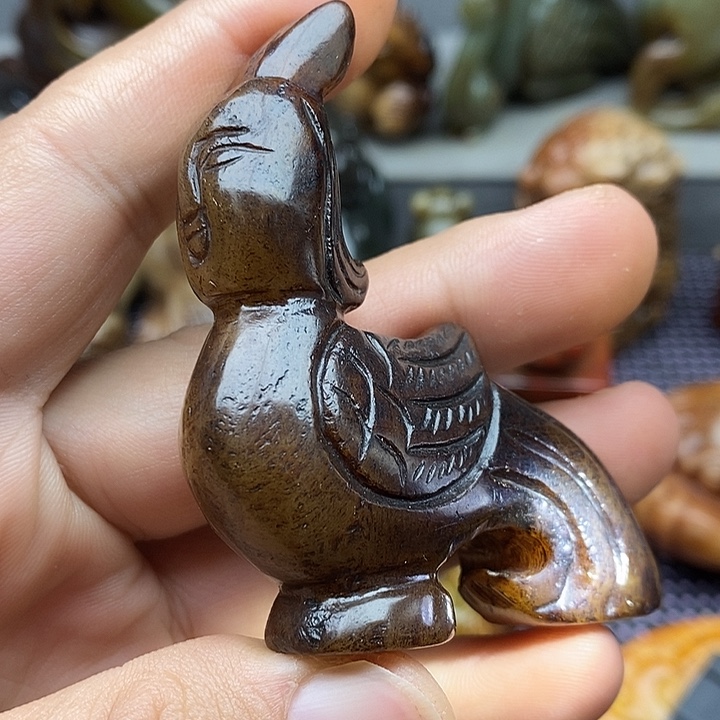 未镶嵌蛇纹石玉颈饰