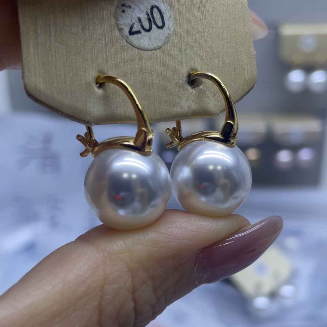 淡水珍珠银S925镶嵌耳饰