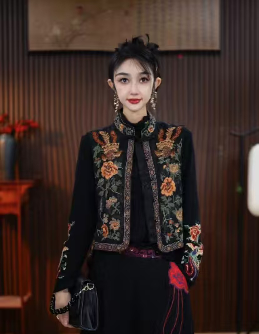 [幽兰]公子柒国风刺绣暗纹提花马甲