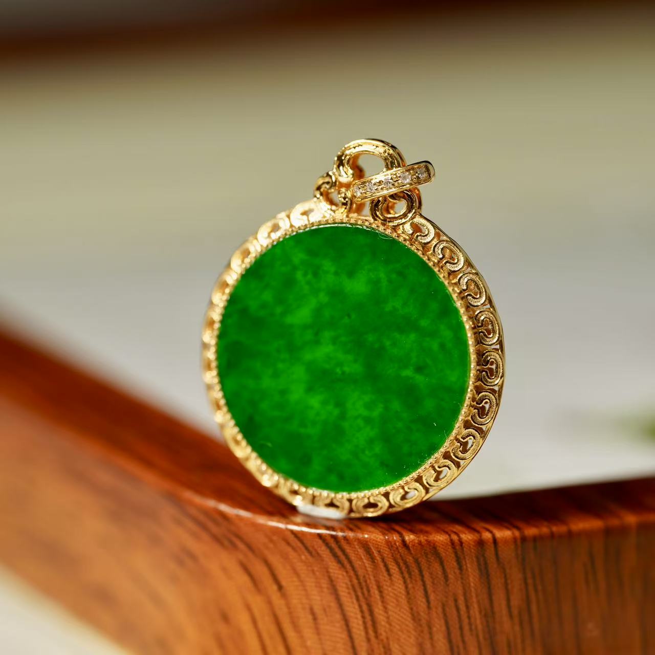 【百年一玉】18K金天然缅甸A货新中式无事牌翡翠吊坠-1135