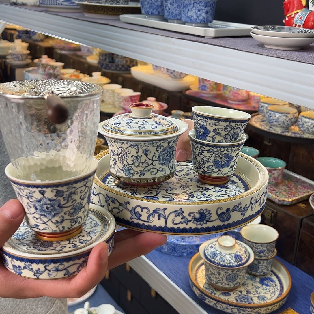 我们的目标是成为一个优秀的人