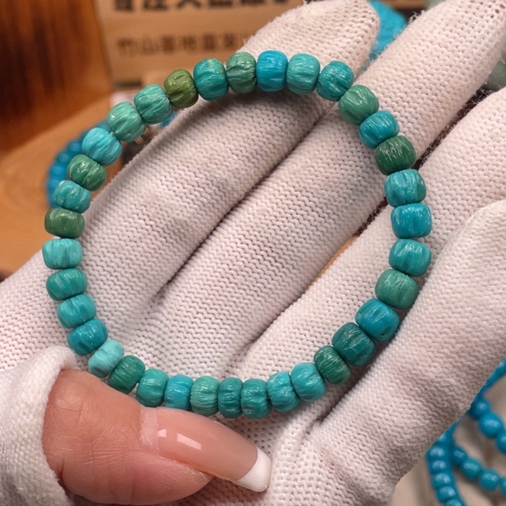 绿松石未镶嵌珠宝奇石6.7