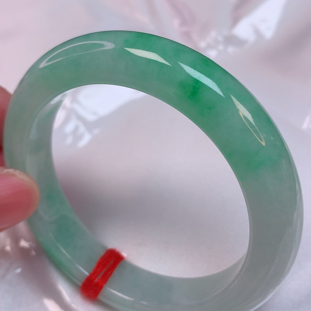 翡翠手镯未镶嵌53 翡翠手镯