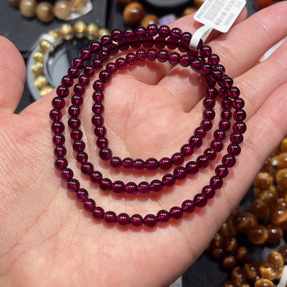 睡***糊手链未镶嵌石榴石石榴石4.5mm左右